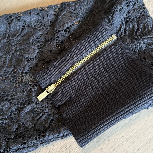 Calvin Klein Sweater Dress w Lace Sleeves - Picture 11 of 11